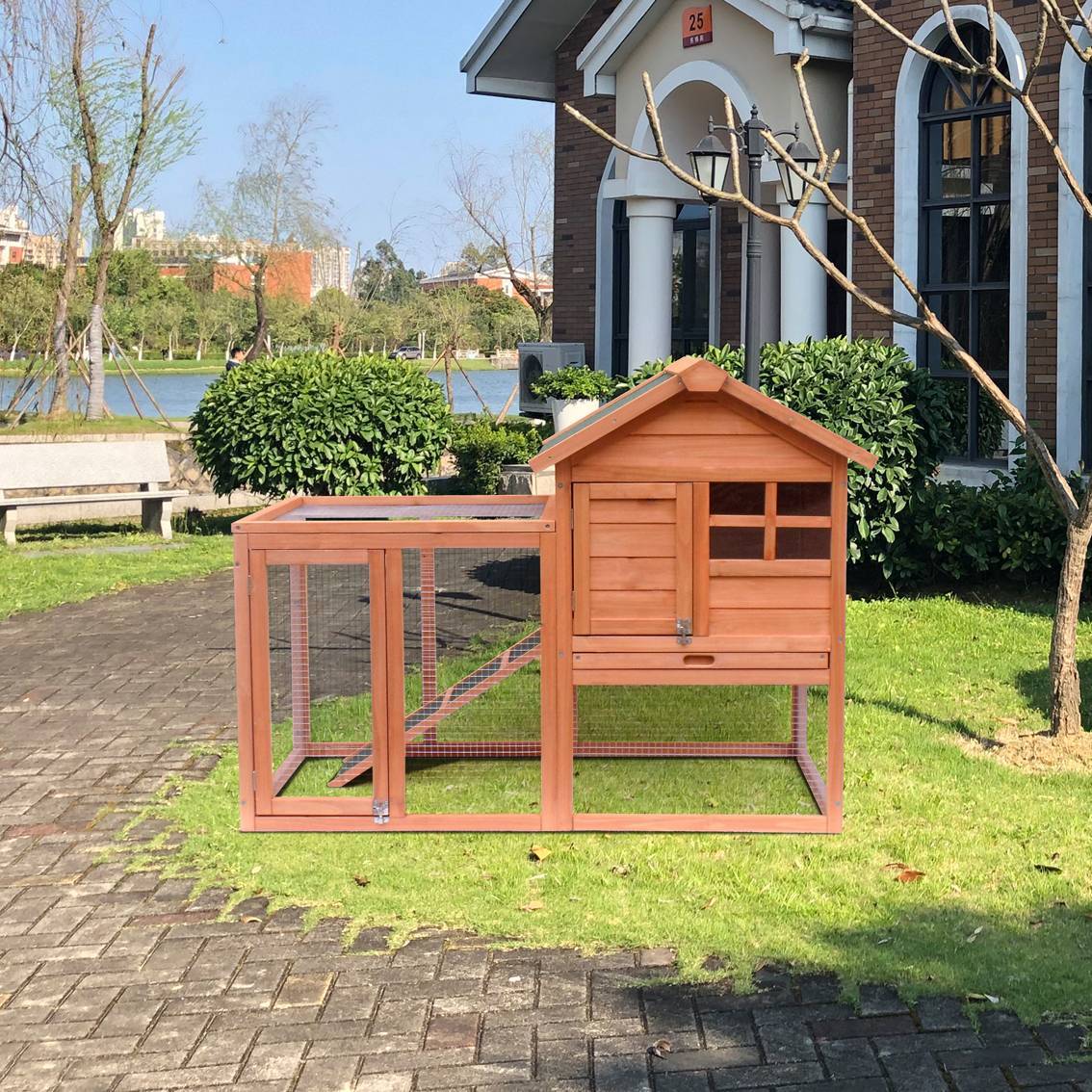 Crystal  Wooden Rabbit House &Chicken Coop Kennels